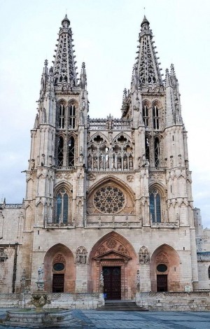 Началось строительство Кафедрального собора в городе Бургос